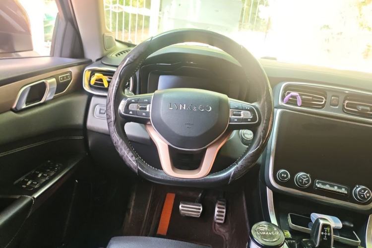 Used Lynk & Co 01 2017 2.0T Two-Wheel Drive Pro Edition Steering Wheel