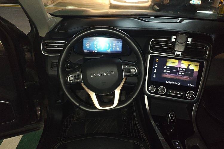 Used Lynk & Co 01 2017 2.0T Two-Wheel-Drive Version Steering Wheel