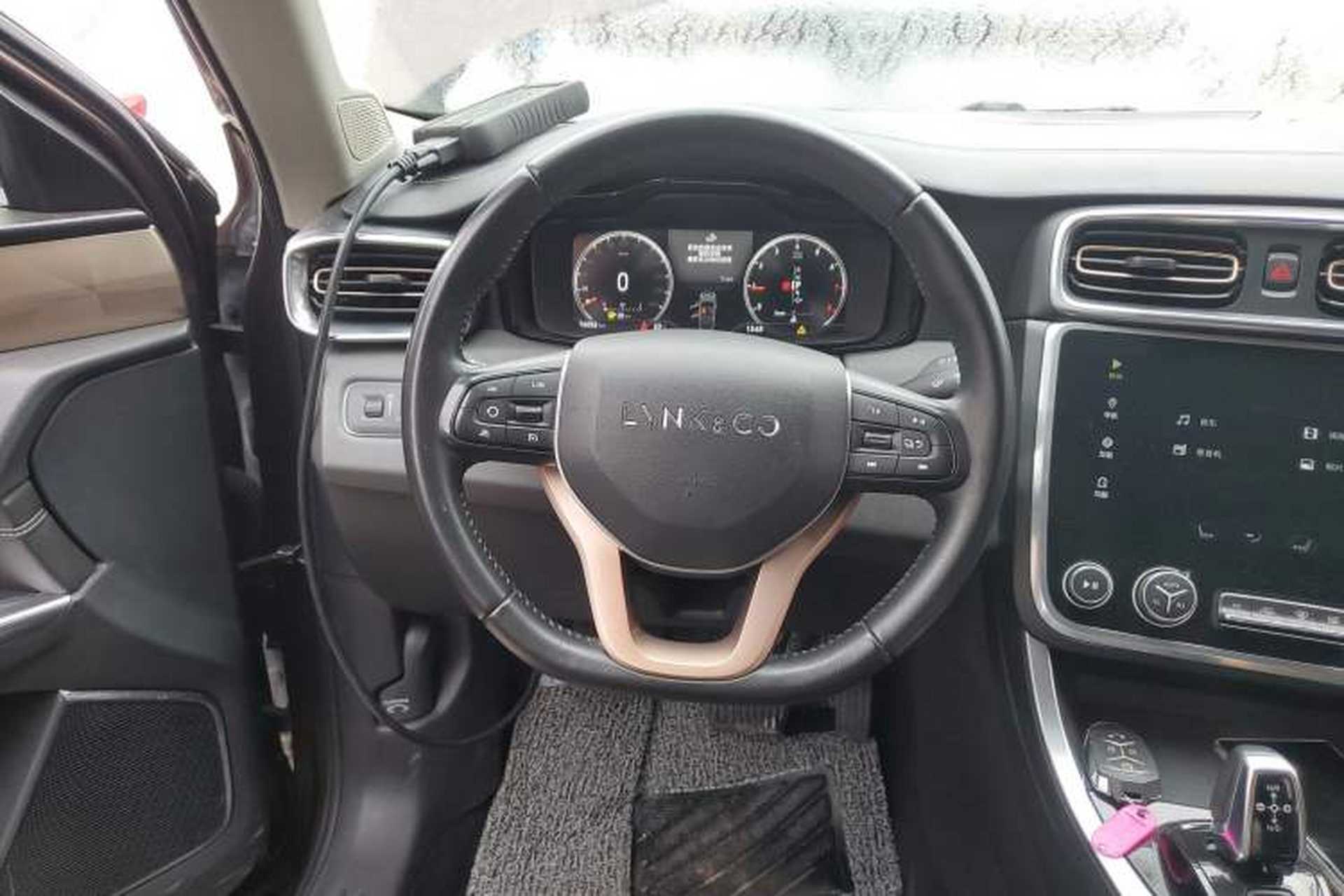 Used Lynk & Co 01 2017 2.0T Two-Wheel-Drive Version Steering Wheel