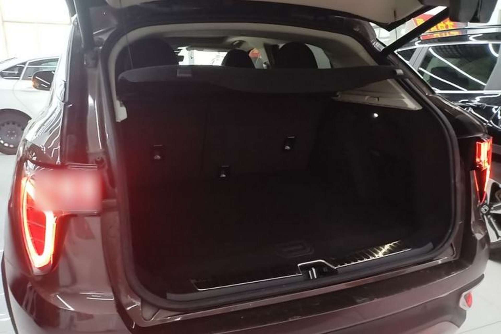 Used Lynk & Co 01 2017 2.0T Two-Wheel Drive Pro Edition Trunk