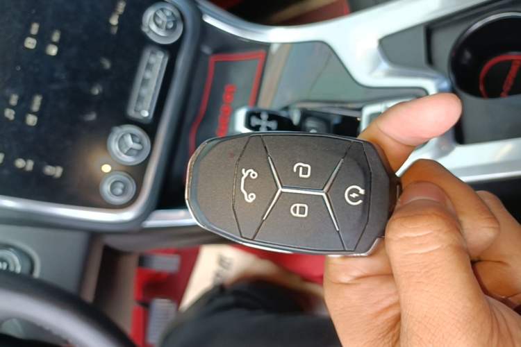 Used Lynk & Co 01 2017 2.0T Two-Wheel-Drive Version Vehicle Key