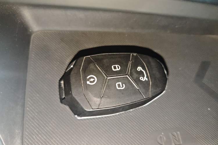 Used Lynk & Co 01 2017 2.0T Two-Wheel Drive Pro Edition Vehicle Key