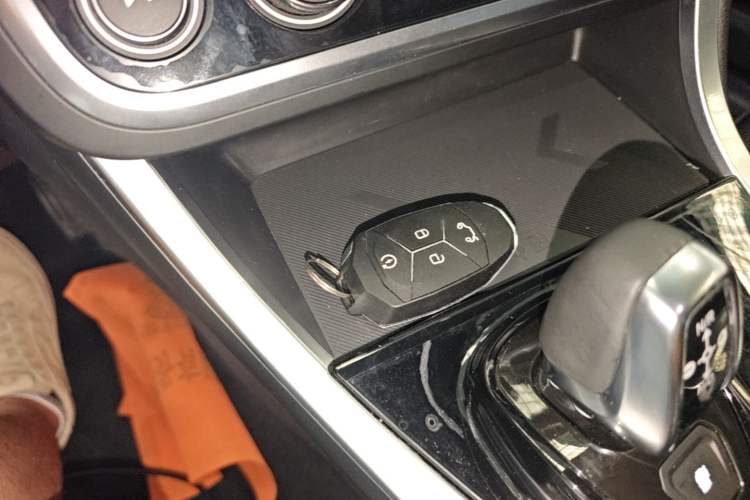 Used Lynk & Co 01 2017 2.0T Two-Wheel Drive Pro Edition Vehicle Key