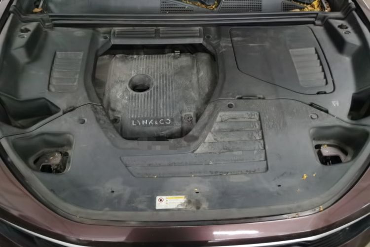 Used Lynk & Co 01 2017 2.0T Two-Wheel Drive Pro Edition Engine Bay