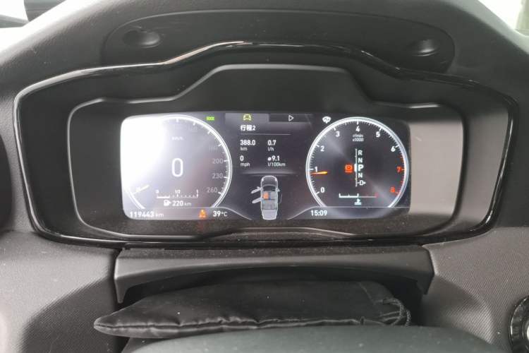 Used Lynk & Co 01 2017 2.0T Two-Wheel-Drive Version Instrument Cluster