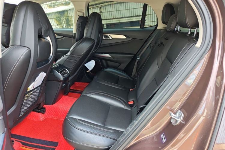 Used Lynk & Co 01 2017 2.0T Two-Wheel Drive Pro Edition Left Rear Seat