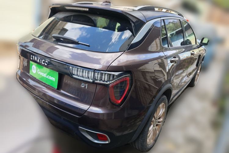 Used Lynk & Co 01 2017 2.0T Two-Wheel Drive Pro Edition Rear Right 45 Deg