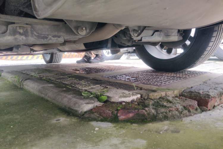 Used Lynk & Co 01 2017 2.0T Two-Wheel Drive Zhaopu Version Chassis Rear Left