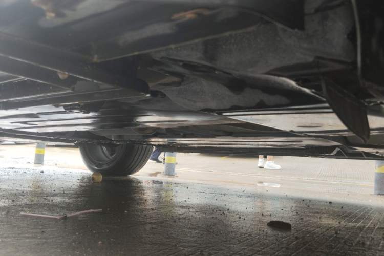 Used Lynk & Co 01 2017 2.0T Four-Wheel Drive Pro Edition Chassis Rear Left