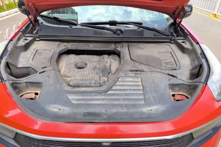 Used Lynk & Co 01 2017 2.0T Four-Wheel Drive Pro Edition Engine Bay