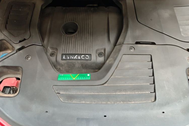 Used Lynk & Co 01 2017 2.0T Four-Wheel Drive Pro Edition Engine Bay