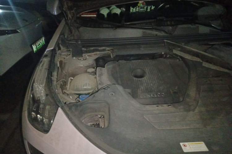 Used Lynk & Co 01 2017 2.0T Two-Wheel Drive Pro Edition Engine Bay Right
