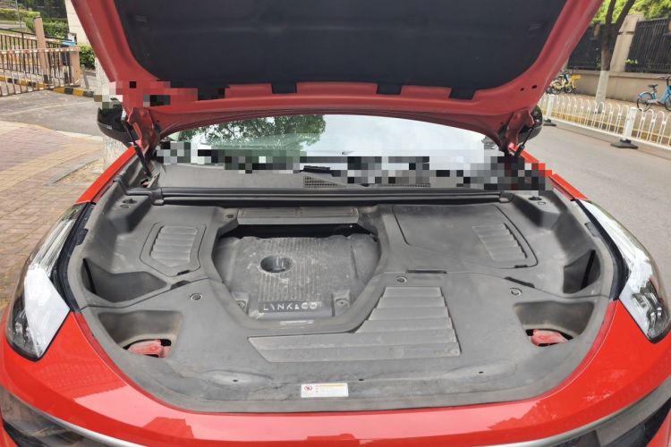 Used Lynk & Co 01 2017 2.0T Four-Wheel Drive Pro Edition Engine Bay