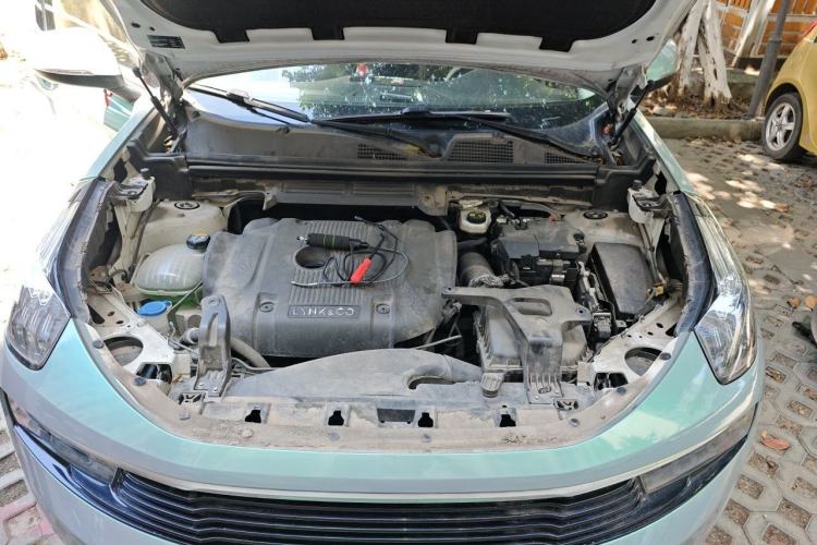 Used Lynk & Co 01 2017 2.0T Two-Wheel Drive Pro Edition Engine Bay