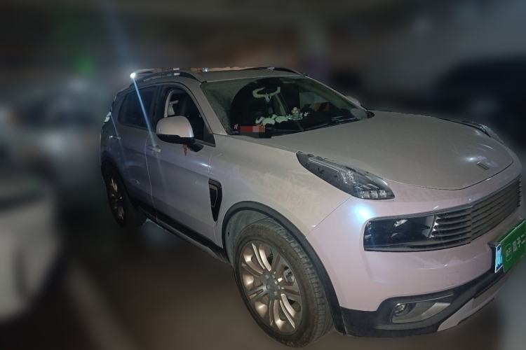 Used Lynk & Co 01 2017 2.0T Two-Wheel Drive Pro Edition Front Right 45 Deg