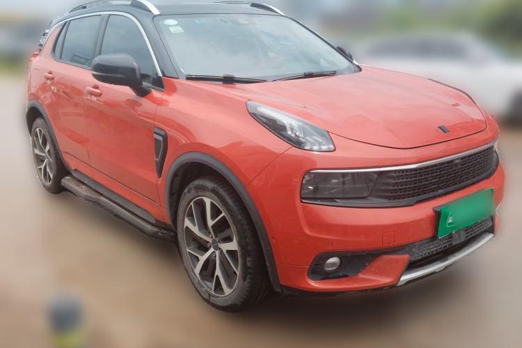 Used Lynk & Co 01 2017 2.0T Four-Wheel Drive Pro Edition Front Right 45 Deg