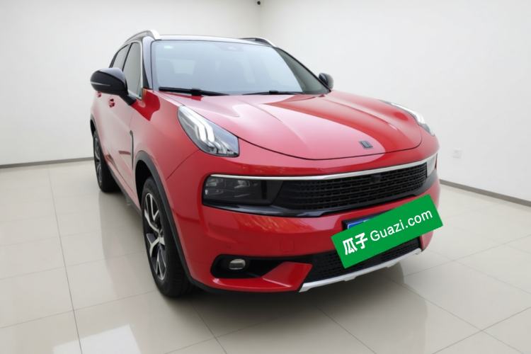 Used Lynk & Co 01 2017 2.0T Four-Wheel Drive Pro Edition Front Right 45 Deg