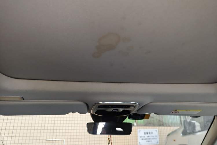 Used Lynk & Co 01 2017 2.0T Two-Wheel-Drive Version Headliner