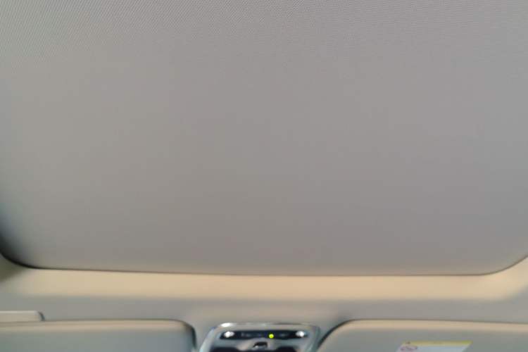 Used Lynk & Co 01 2017 2.0T Four-Wheel Drive Pro Edition Headliner
