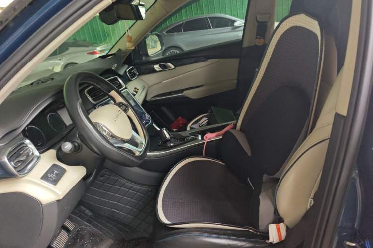 Used Lynk & Co 01 2017 2.0T Two-Wheel Drive Zhaopu Version Left Front Seat