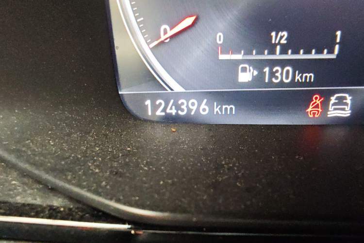 Used Lynk & Co 01 2017 2.0T Four-Wheel Drive Pro Edition Odometer Close Up