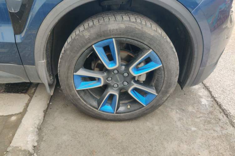 Used Lynk & Co 01 2017 2.0T Two-Wheel Drive Zhaopu Version Right Front Wheel Hub