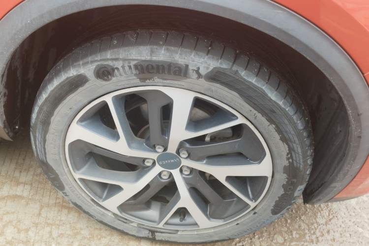 Used Lynk & Co 01 2017 2.0T Four-Wheel Drive Pro Edition Right Front Wheel Hub