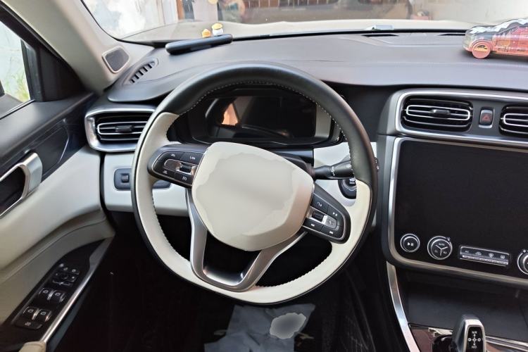 Used Lynk & Co 01 2017 2.0T Two-Wheel Drive Zhaopu Version Steering Wheel
