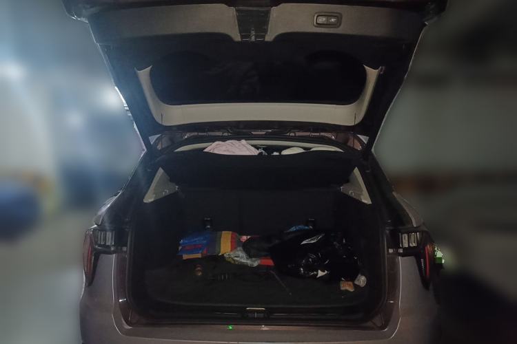 Used Lynk & Co 01 2017 2.0T Two-Wheel Drive Pro Edition Trunk