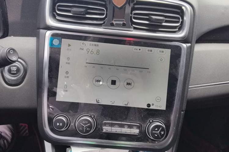 Used Lynk & Co 01 2017 2.0T Four-Wheel Drive Pro Edition Audio And AC Panel