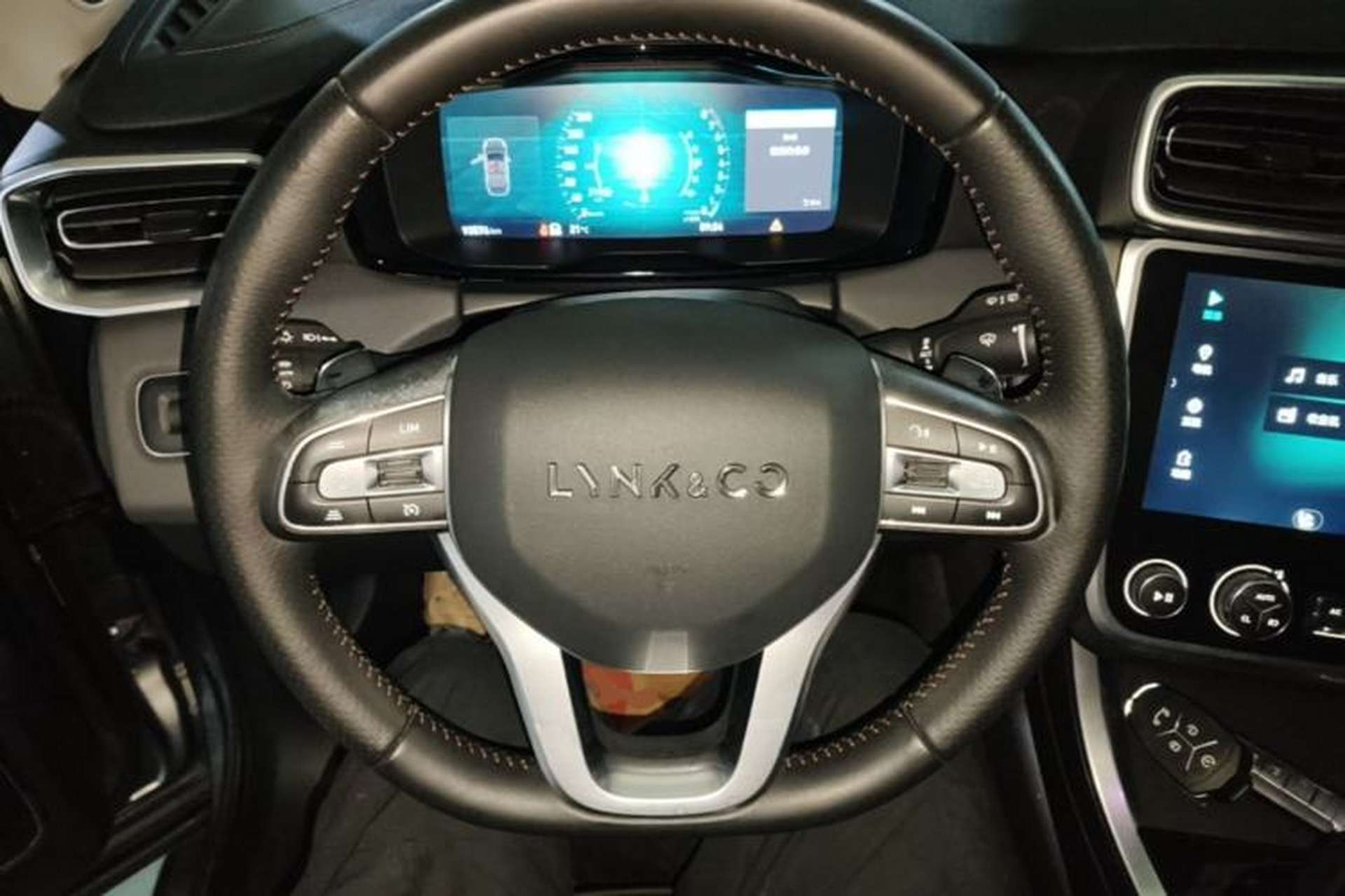 Used Lynk & Co 01 2017 2.0T Four-Wheel Drive Pro Edition Steering Wheel