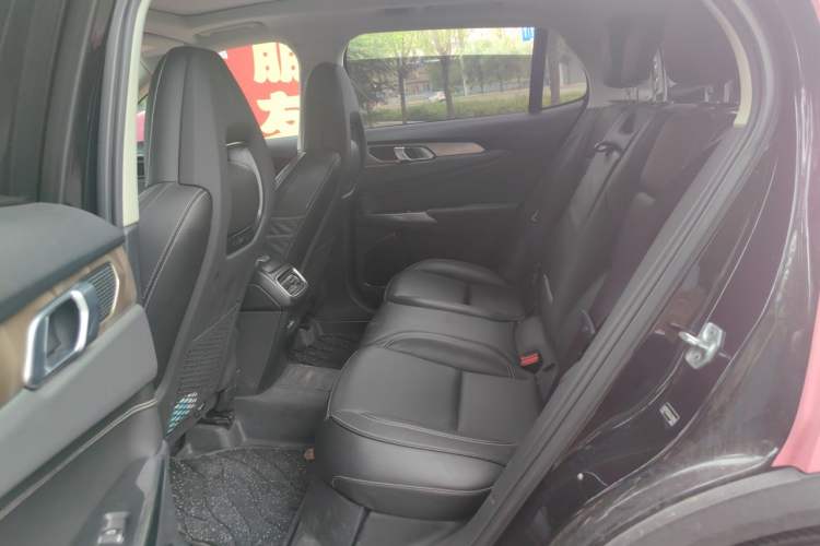 Used Lynk & Co 01 2017 2.0T Two-Wheel Drive Pro Edition Left Rear Seat