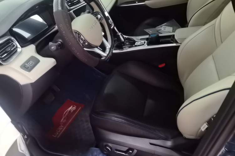 Used Lynk & Co 01 2017 2.0T Two-Wheel Drive Zhaopu Version Left Front Seat