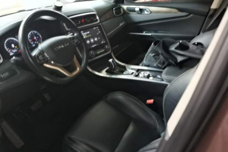 Used Lynk & Co 01 2017 2.0T Two-Wheel Drive Pro Edition Left Front Seat