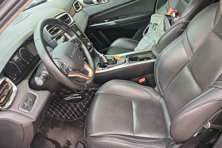 Used Lynk & Co 01 2017 2.0T Two-Wheel Drive Pro Edition Left Front Seat