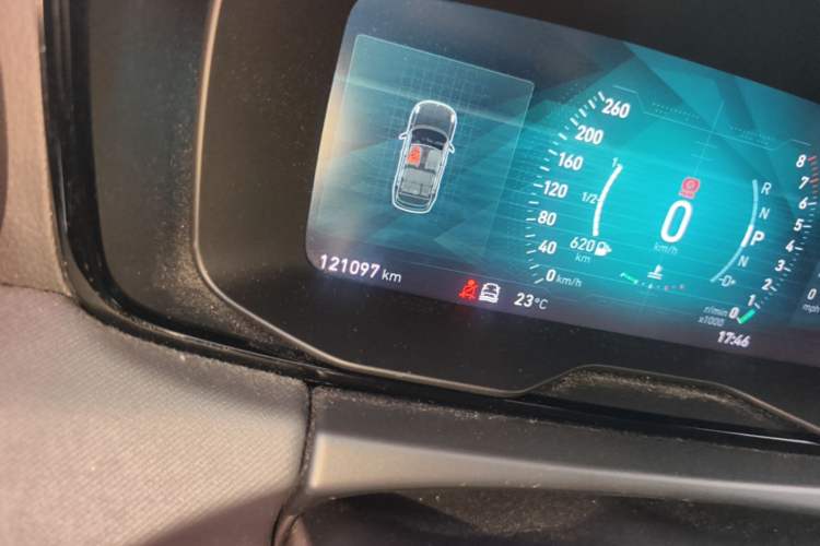 Used Lynk & Co 01 2017 2.0T Four-Wheel Drive Pro Edition Odometer Close Up