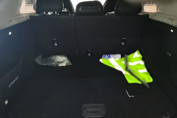 Used Lynk & Co 01 2017 2.0T Two-Wheel Drive Pro Edition Trunk
