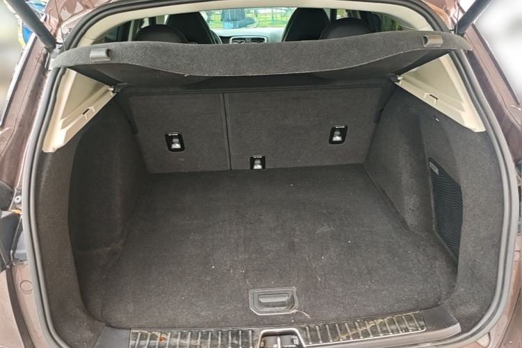Used Lynk & Co 01 2017 2.0T Two-Wheel Drive Pro Edition Trunk