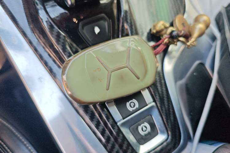 Used Lynk & Co 01 2017 2.0T Two-Wheel-Drive Version Vehicle Key