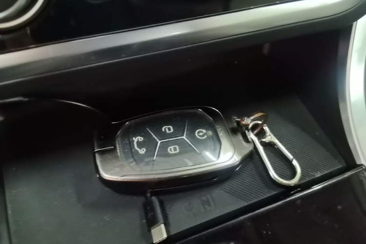 Used Lynk & Co 01 2017 2.0T Two-Wheel Drive Zhaopu Version Vehicle Key