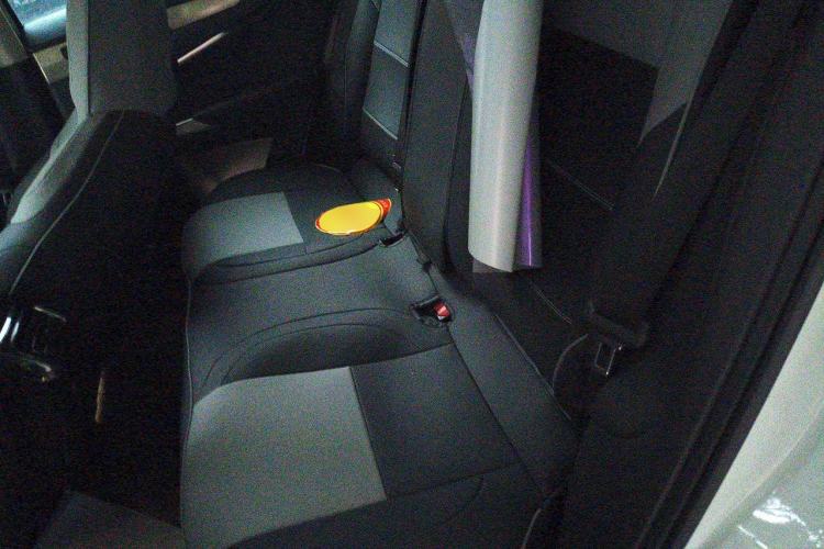 Used Lynk & Co 01 2017 2.0T Two-Wheel-Drive Version Left Rear Seat