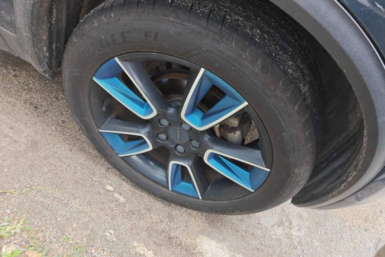 Used Lynk & Co 01 2017 2.0T Two-Wheel Drive Zhaopu Version Right Front Wheel Hub