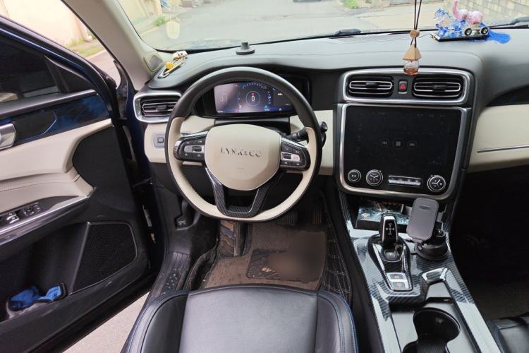 Used Lynk & Co 01 2017 2.0T Two-Wheel Drive Zhaopu Version Steering Wheel