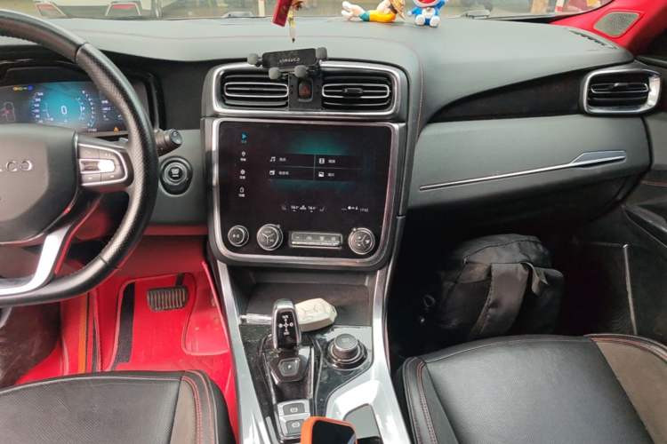 Used Lynk & Co 01 2017 2.0T Four-Wheel Drive Pro Edition Audio And AC Panel