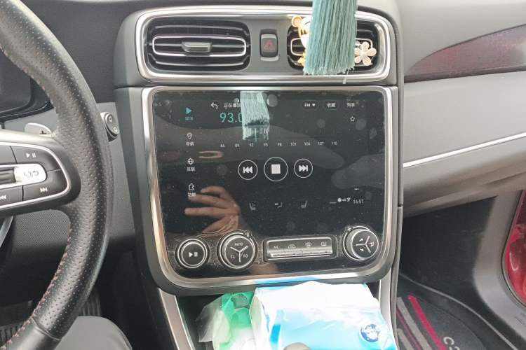 Used Lynk & Co 01 2017 2.0T Four-Wheel Drive Pro Edition Audio And AC Panel