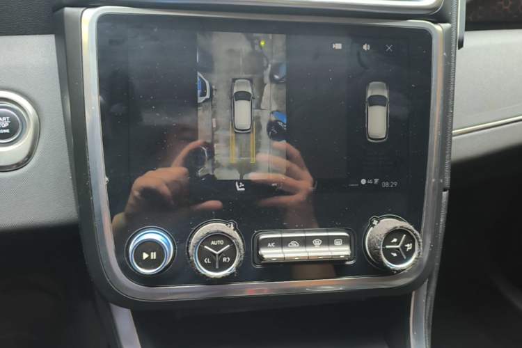 Used Lynk & Co 01 2017 2.0T Four-Wheel Drive Pro Edition Audio And AC Panel