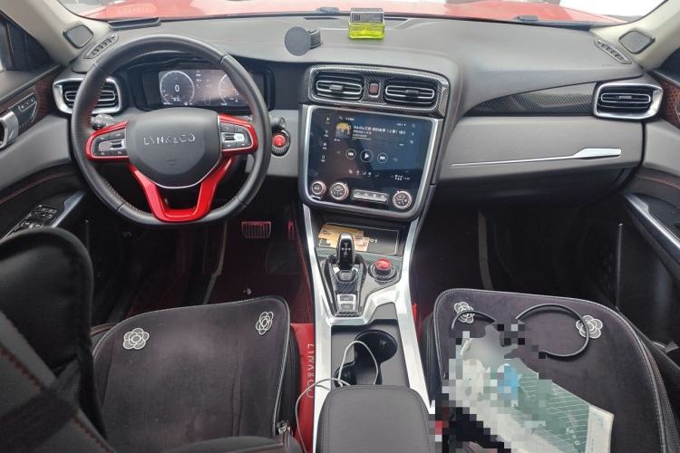 Used Lynk & Co 01 2017 2.0T Four-Wheel Drive Pro Edition Center Console