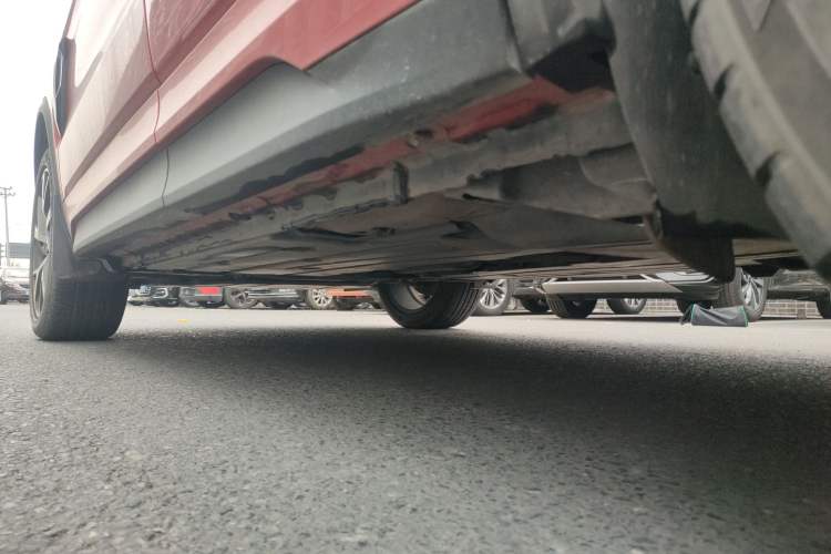 Used Lynk & Co 01 2017 2.0T Four-Wheel Drive Pro Edition Chassis Rear Left