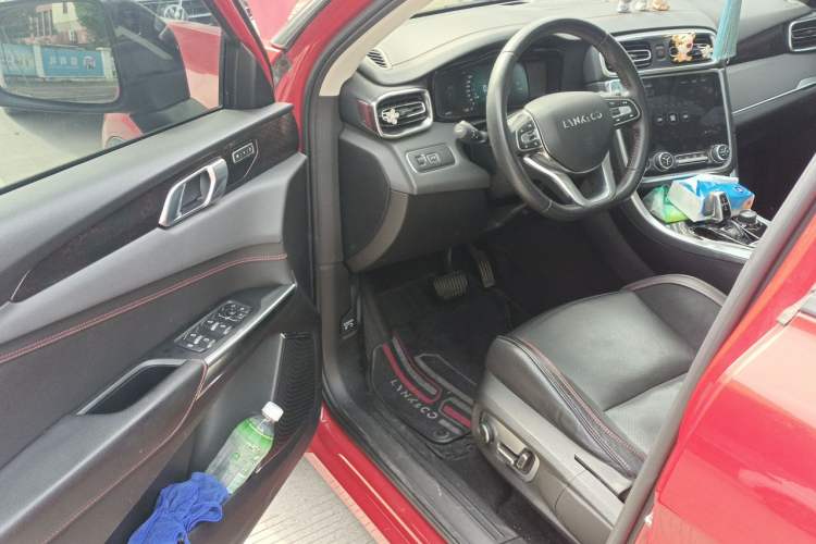 Used Lynk & Co 01 2017 2.0T Four-Wheel Drive Pro Edition Driver Seat