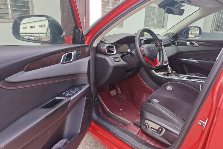 Used Lynk & Co 01 2017 2.0T Four-Wheel Drive Pro Edition Driver Seat